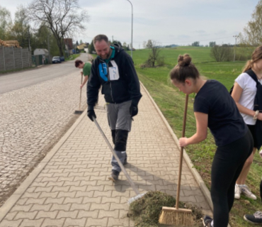 Jarní dubnový úklid obce 2024