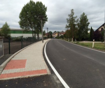 Rozšíření silnice III/2931 u Jilosu a vybudování nových chodníku 2016