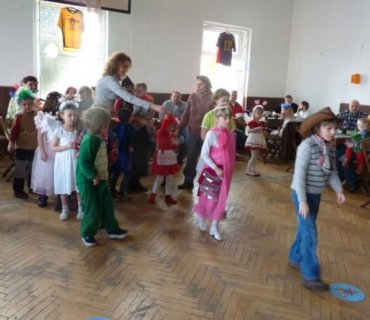 Dětský maškarní karneval 2012 Horka u Staré Paky