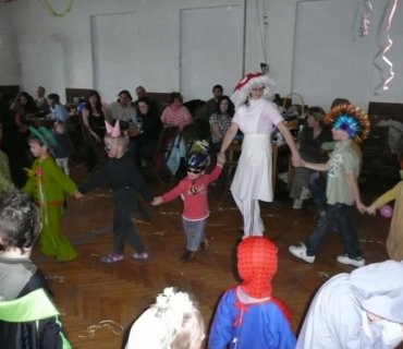 Dětský maškarní bál 2009